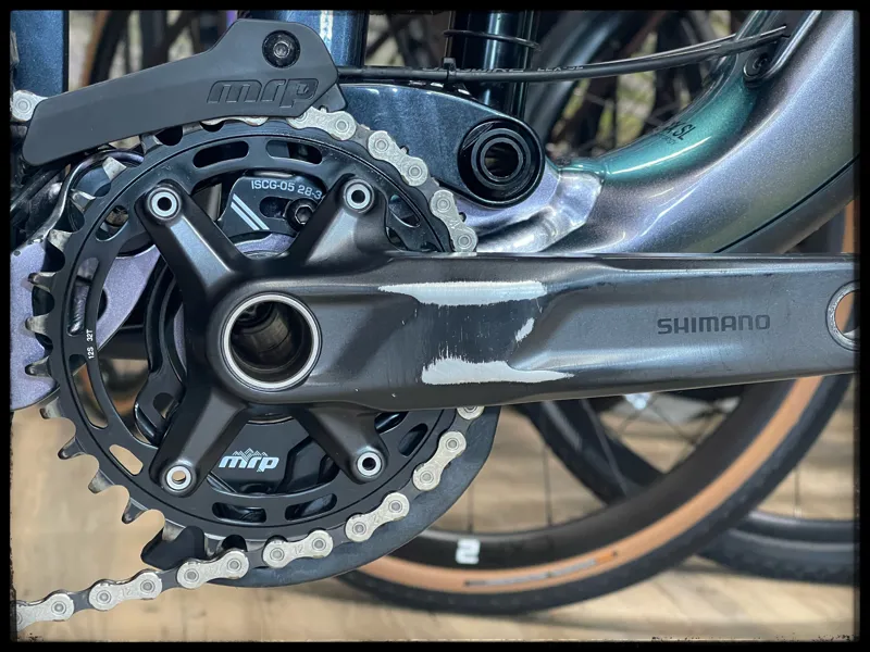 Giant Reign 1 Medium Airglow/Cold Night 2023-6